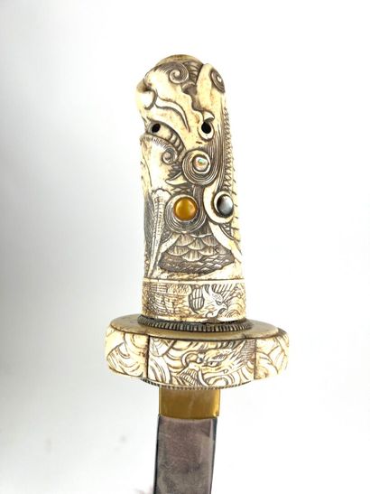 Japon, période Meiji (1868-1912).
Tentô d'apparat...