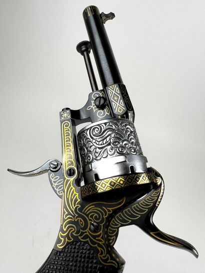 Belgique, milieu XIXème.
Exceptionnel revolver...