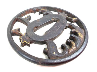 Japon, période Edo (1603 - 1868).
Tsuba circulaire...