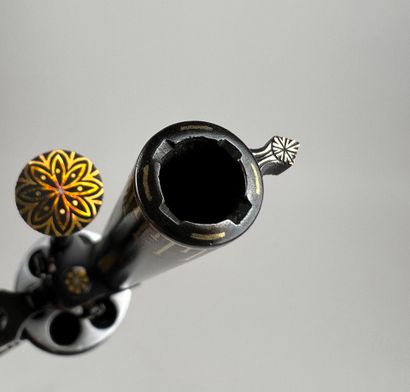 Belgique, milieu XIXème.
Exceptionnel revolver...