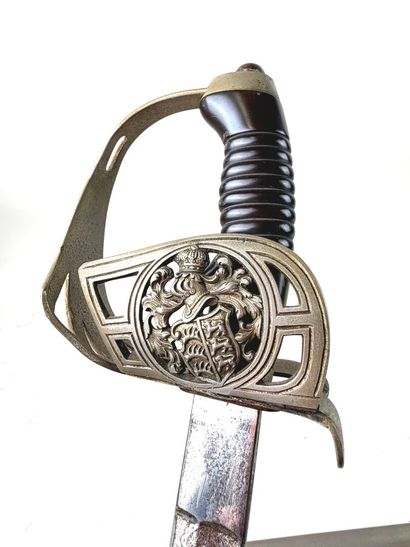 Royaume du Wurttemberg, 1ère GM.
Beau sabre...