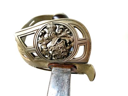 Royaume du Wurttemberg, 1ère GM.
Beau sabre...