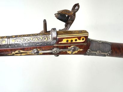 Empire Ottoman, début XIXe.
Fusil Ottoman...