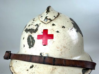 France, 2ème GM.
Casque modèle 26 reconditionné...