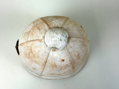 France, IIIème République (1870-1940).
Casque...