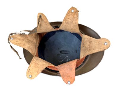 France, Campagne de France 40.
Casque modèle...
