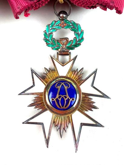 France, IIIe République (1870-1940).
Ensemble...