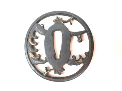 Japon, période Edo (1603 - 1868).
Tsuba circulaire...