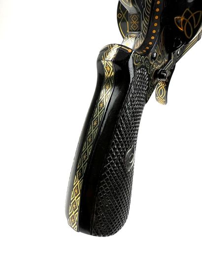 Belgique, milieu XIXème.
Exceptionnel revolver...
