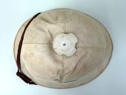 France, IIIème République (1870-1940).
Casque...