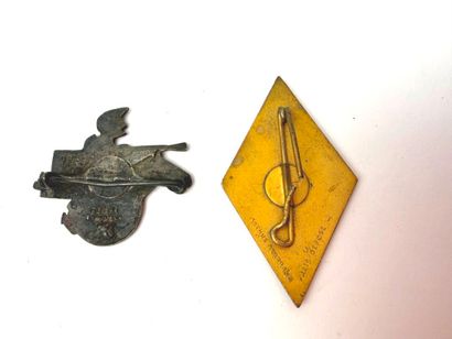 France, XXème.
Lot d'insignes régimentaires...