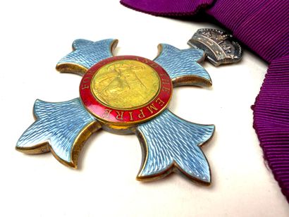 France, IIIe République (1870-1940).
Ensemble...