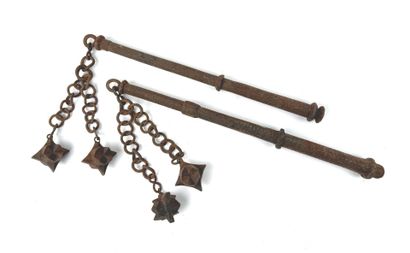France, XIXème.
Deux masses d'armes de style...