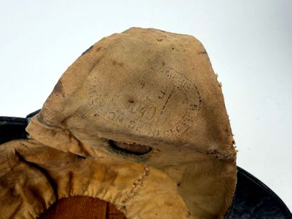 France, Etat-Français (1941-1944).
Rare casque...