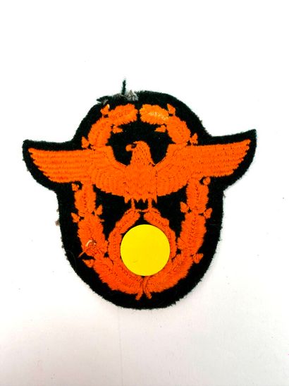 Allemagne, 2ème GM.
Lot d'insignes.
- Aigle...