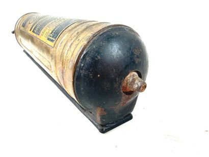 United States, 2nd GM.
Pyrene fire extinguisher...