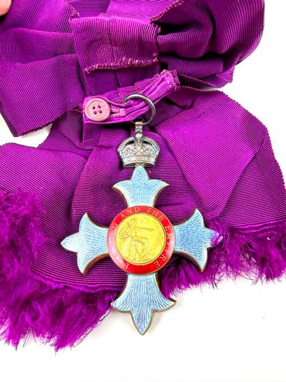 France, IIIe République (1870-1940).
Ensemble...