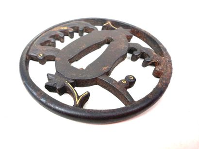 Japon, période Edo (1603 - 1868).
Tsuba circulaire...