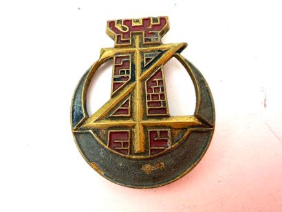 France, 2ème GM et Guerre d'Indochine (1946-1954).
-...