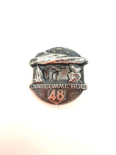 France, 2ème GM et Guerre d'Indochine (1946-1954).
Insigne...