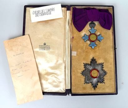 France, IIIe République (1870-1940).
Ensemble...