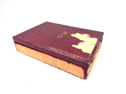 France, IIIe République (1870-1940).
Ensemble...