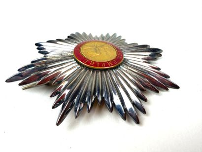 France, IIIe République (1870-1940).
Ensemble...