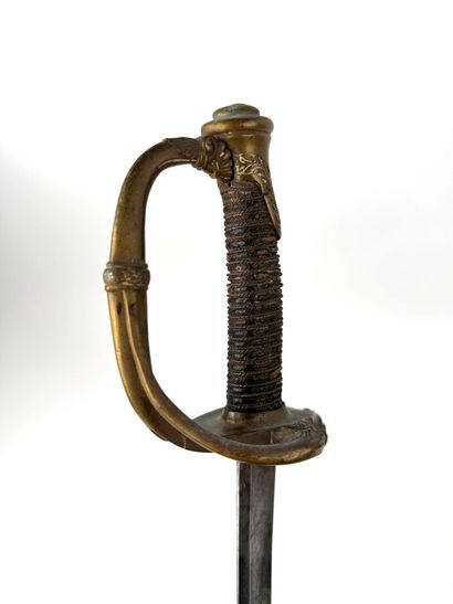 France, XIXème.
Sabre d'officier modèle 1821.
Monture...