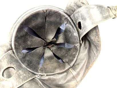 Italie, 2ème GM et après.
Casque de tankiste...