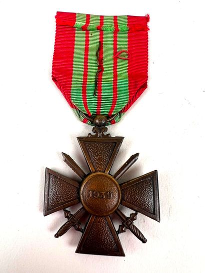 France, 1ère et 2ème GM.
Ensemble de 9 croix...