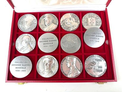France, XXème.
Collection de 24 médailles...