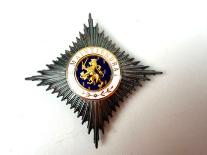 France, IIIe République (1870-1940).
Ensemble...