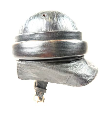 Italie, 2ème GM et après.
Casque de tankiste...