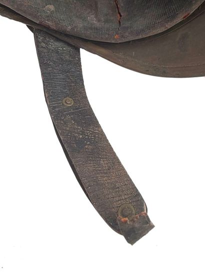 France, IIIème République (1870-1940).
Casque...