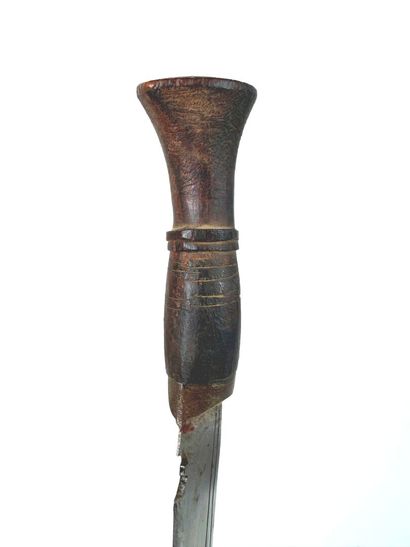 Inde, XXe.
Poignard traditionnel « Kukri...