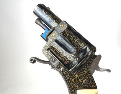 France, fin XIXème.
Exceptionnel petit revolver...