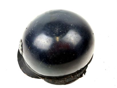 France, Etat-Français (1941-1944).
Rare casque...