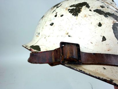 France, 2ème GM.
Casque modèle 26 reconditionné...