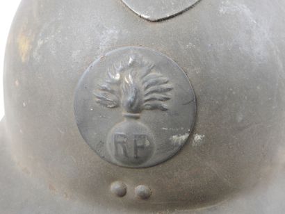 France, Campagne de France 40.
Casque modèle...