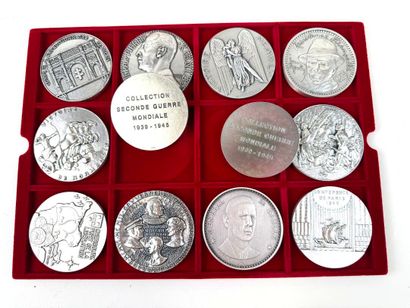 France, XXème.
Collection de 24 médailles...