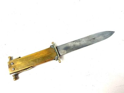 France, 1ère GM.
Couteau de poche pliant...