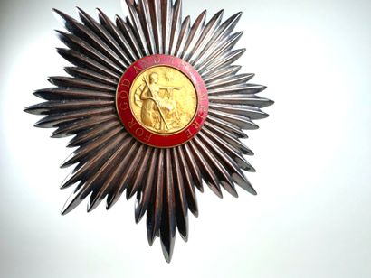 France, IIIe République (1870-1940).
Ensemble...
