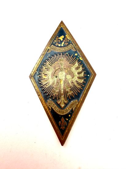 France, 2ème GM et Guerre d'Indochine (1946-1954).
-...