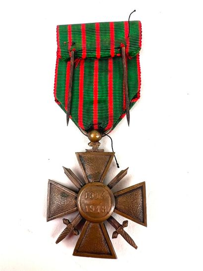France, 1ère et 2ème GM.
Ensemble de 9 croix...