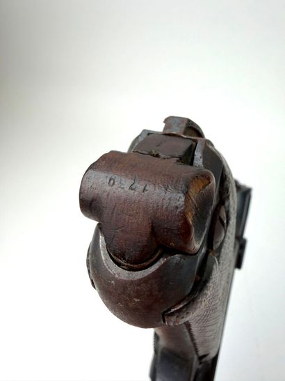 Allemagne, 1ère GM.
Pistolet semi automatique...