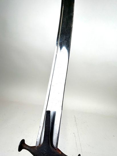 Empire Indo-Persan, 2nd moitié XIXème.
Sabre...