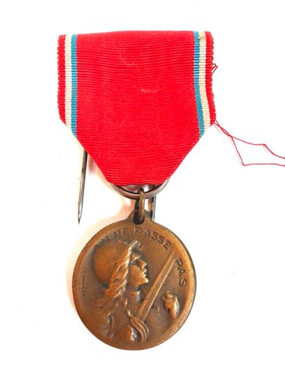 France, 1ère GM.
Lot de sept médailles Militaires,...