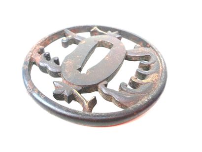 Japon, période Edo (1603 - 1868).
Tsuba circulaire...