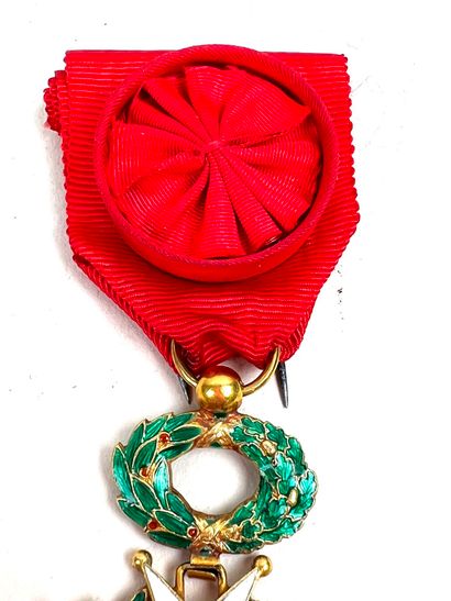 France, 2ème GM.
Décorations d'un officier.
-...