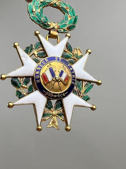 France, 2ème GM.
Décorations d'un officier.
-...